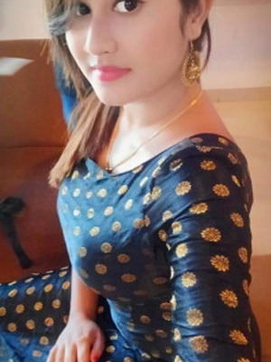 Call Girls in Attawa Chowk